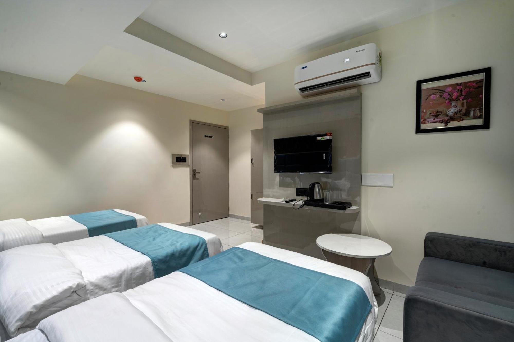 Hotel Shrimad Villa Gandhinagar Exterior photo