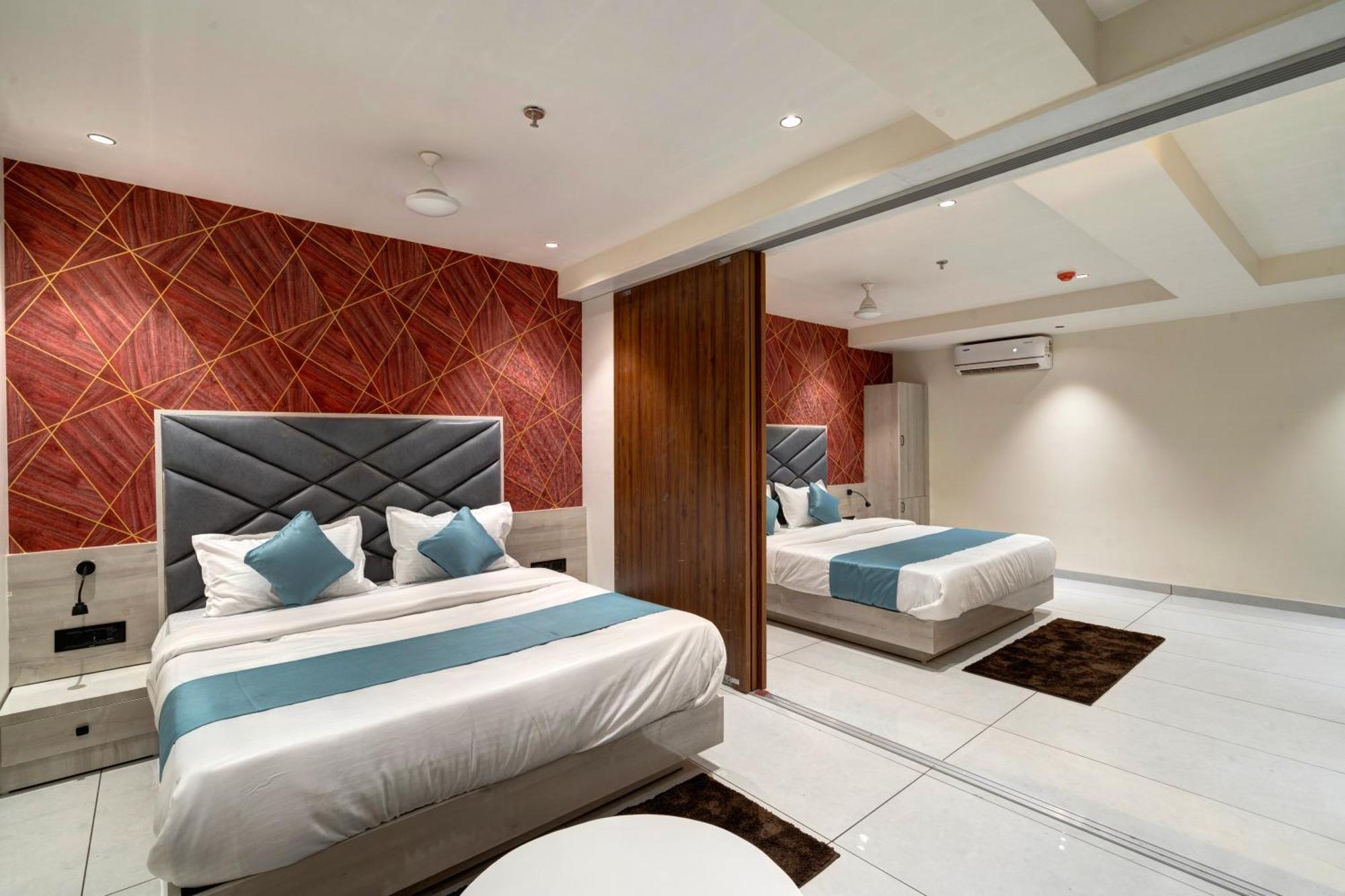 Hotel Shrimad Villa Gandhinagar Exterior photo